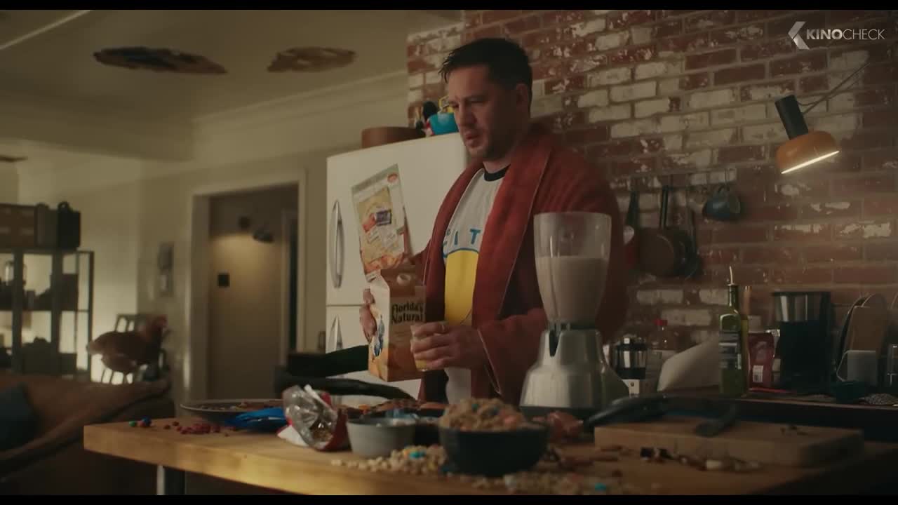Escena de Venom 2 · El desayuno de Eddie
